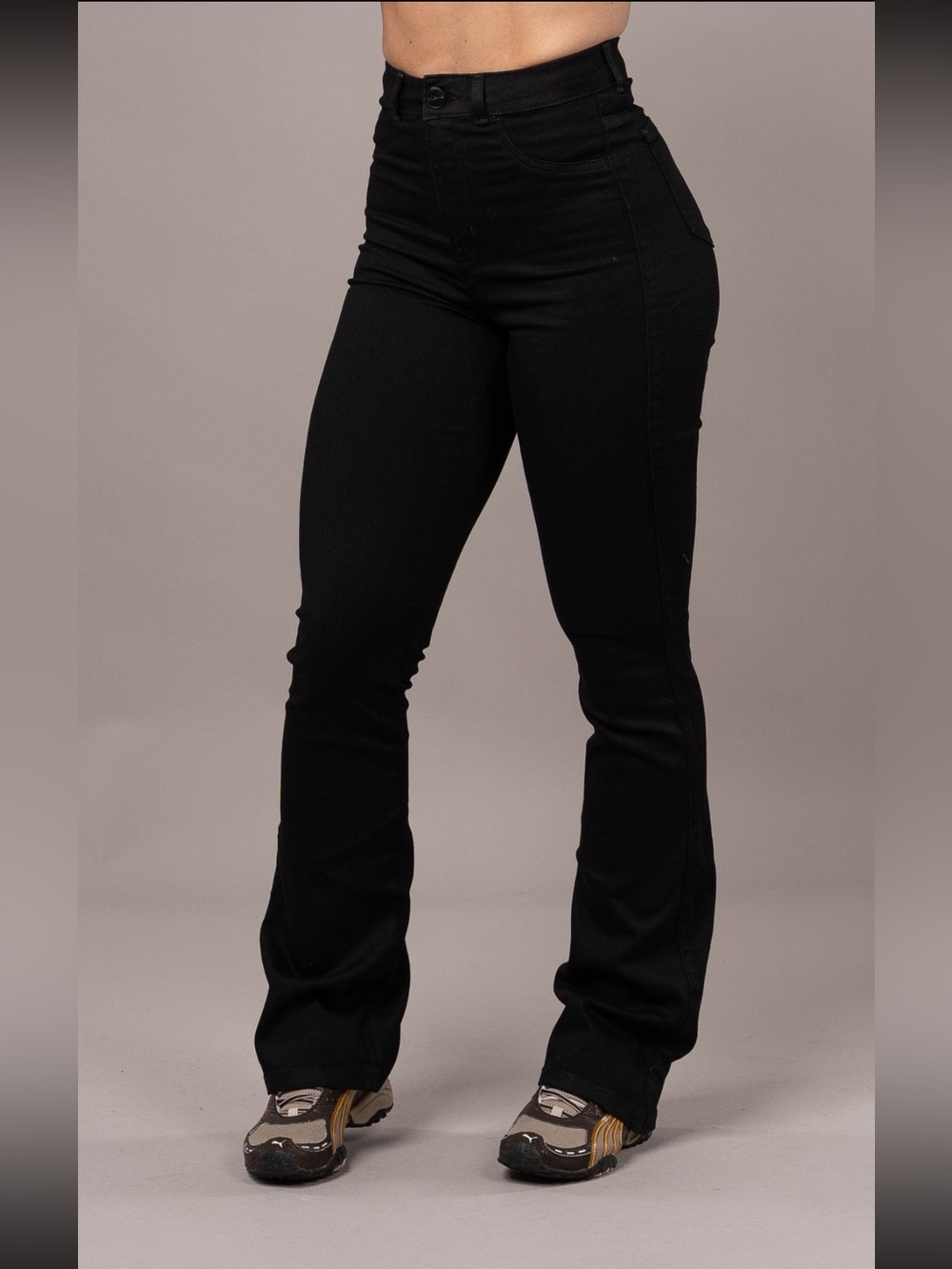 Women’s Flared Jeans- Black